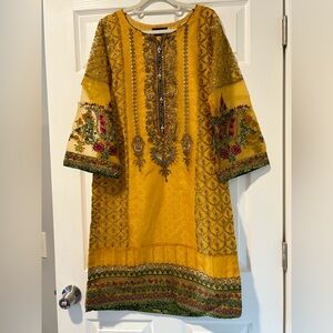 Pakistani shalwar kameez